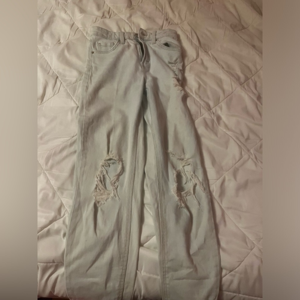 wild fable high rise mom jeans light wash!